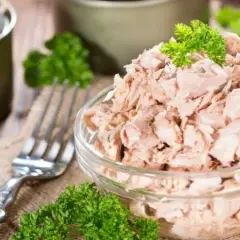 Czy pies może jeść tuńczyka? Sprawdź, czy to bezpieczne dla zdrowia