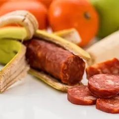 Czy pies może jeść smażone mięso? Poznaj ryzyko i lepsze opcje